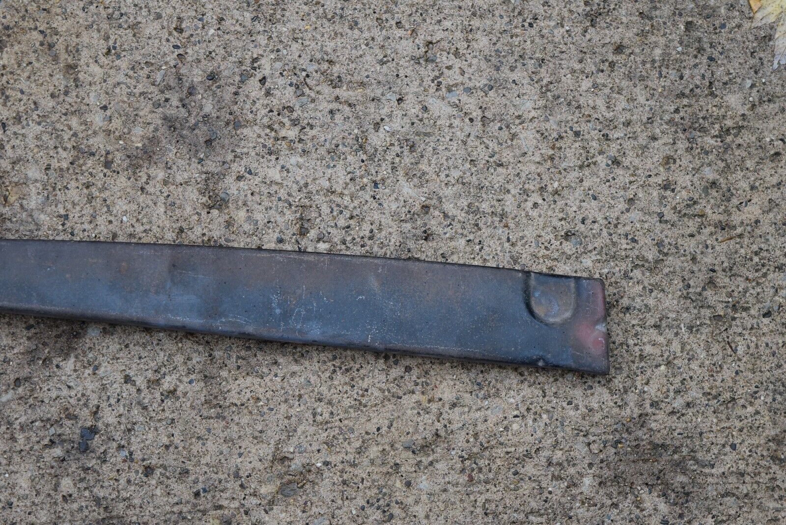 1957 Chevy Upper Grille Fender Tie Bar bracket Chevrolet 57 Grill 9504 ...