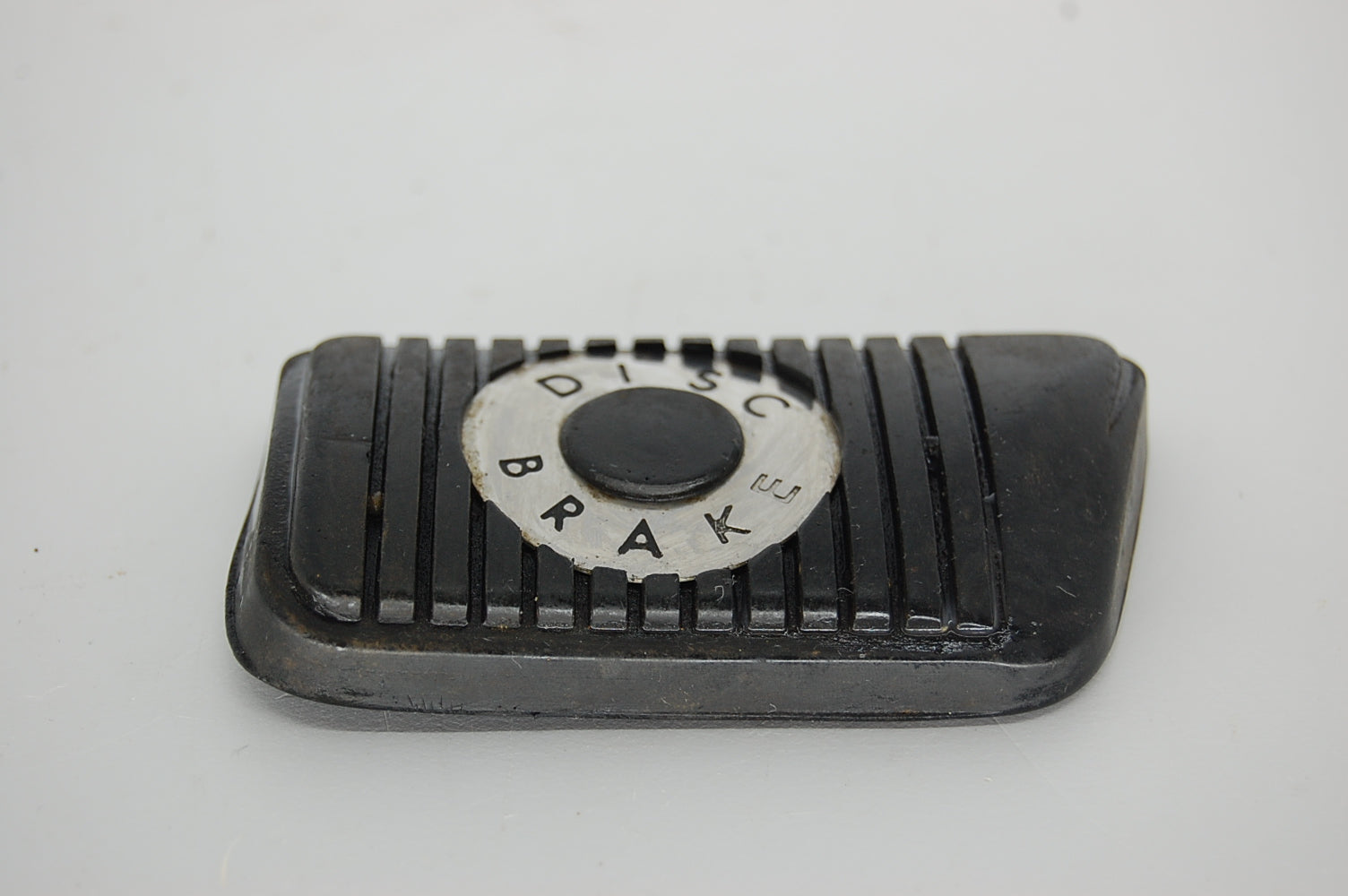 1965 65 Ford Mustang Disc Brake Pedal Pad Original OEM 1973 72 71 70 6 ...