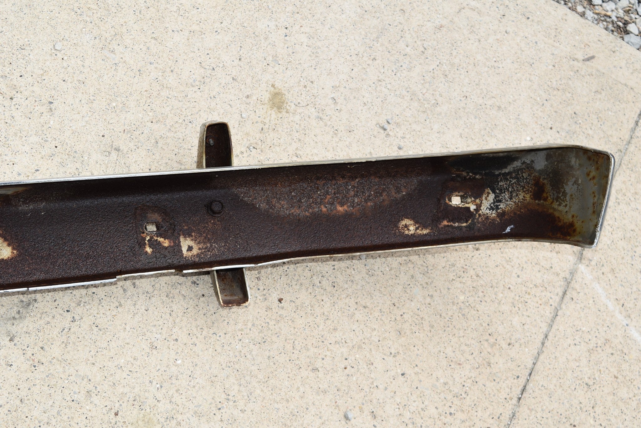 1970 1971 1972 70 71 72 Dodge Dart Swinger Front Bumper With Bumper Gu ...