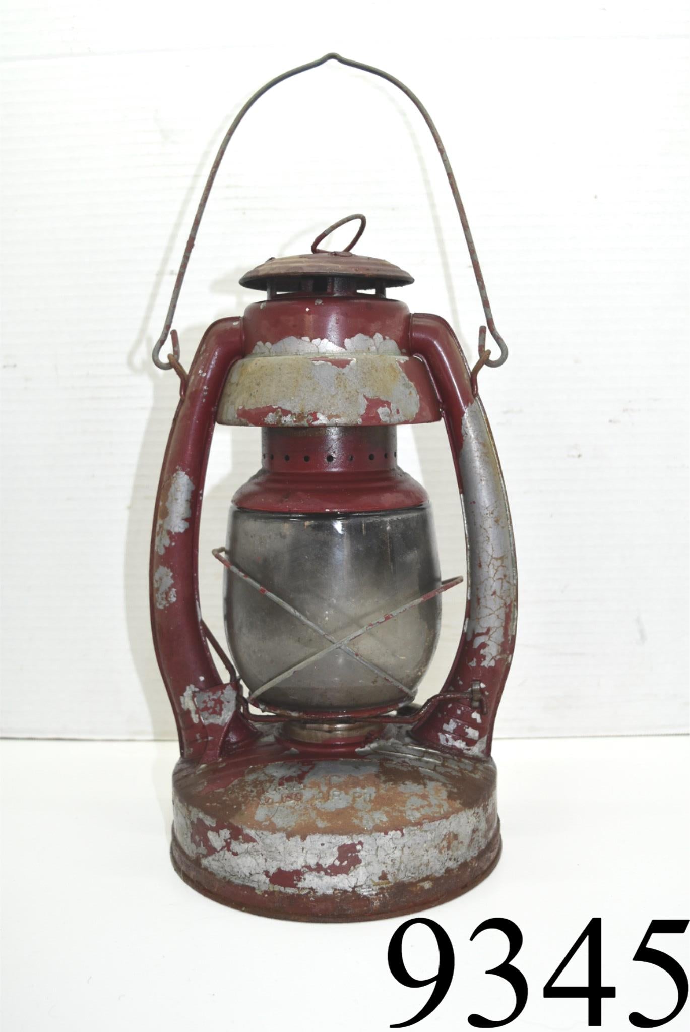 Vintage Van Camp No. 180 Kerosene Lantern Embury No.30 Globe Air