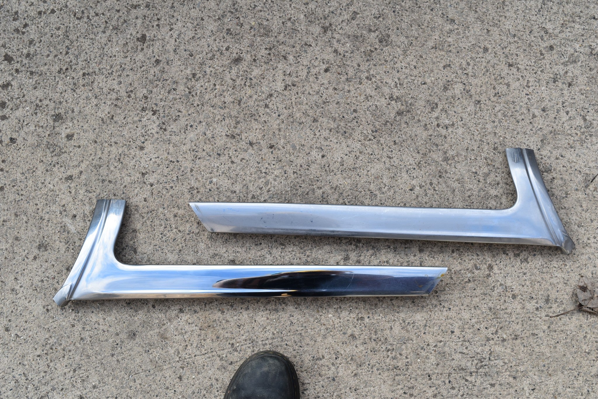 1964 Ford Galaxie 500 Fastback Left Right Windshield Trim A Pillar Ext ...