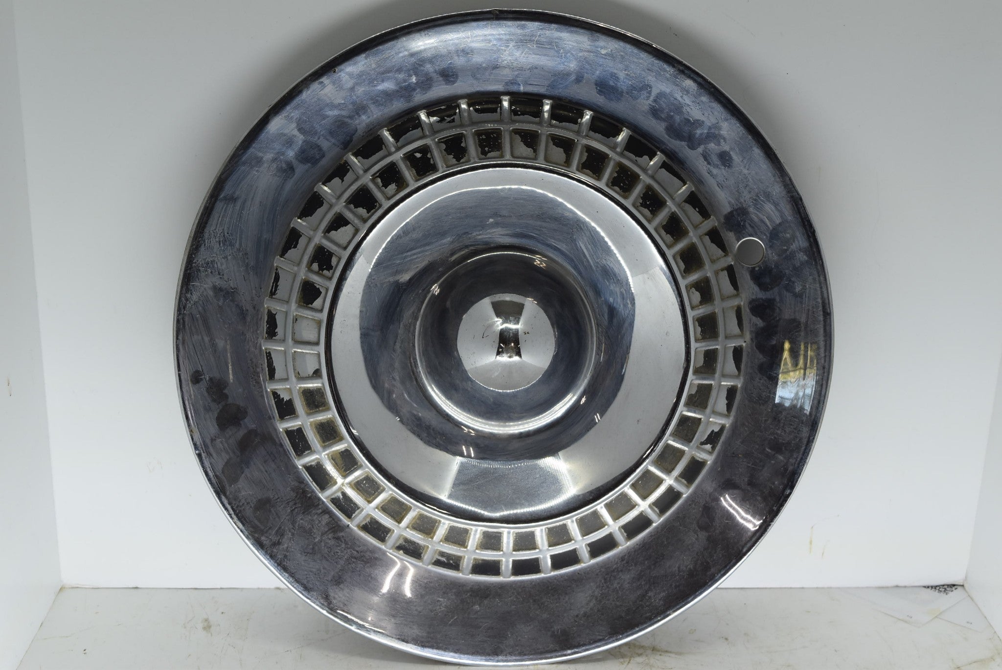 1959 Dodge Lancer Original Hubcap 15