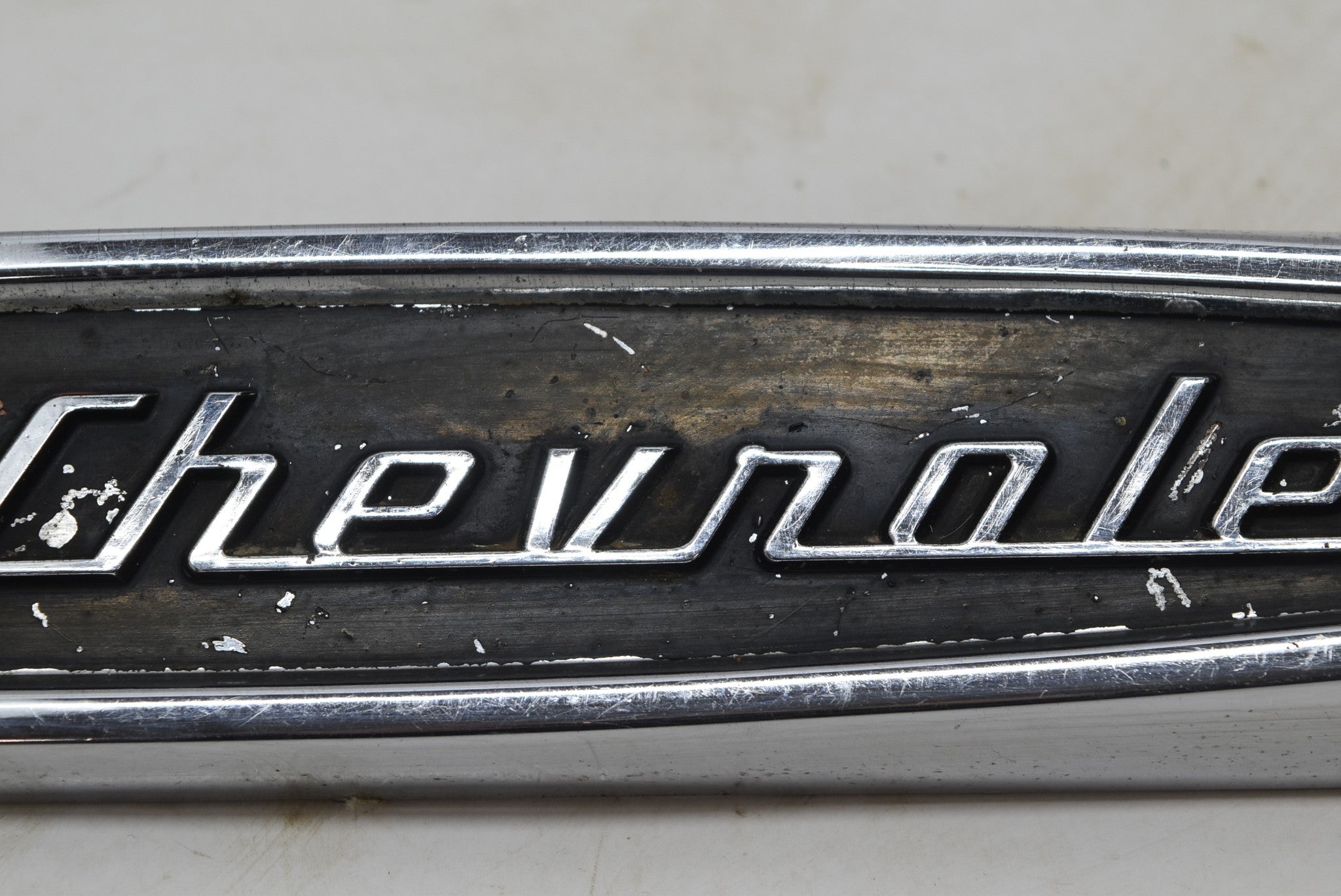 1957 3100 Chevrolet Pickup Truck RH Pass Fender Emblem Trim OEM 57 Che ...