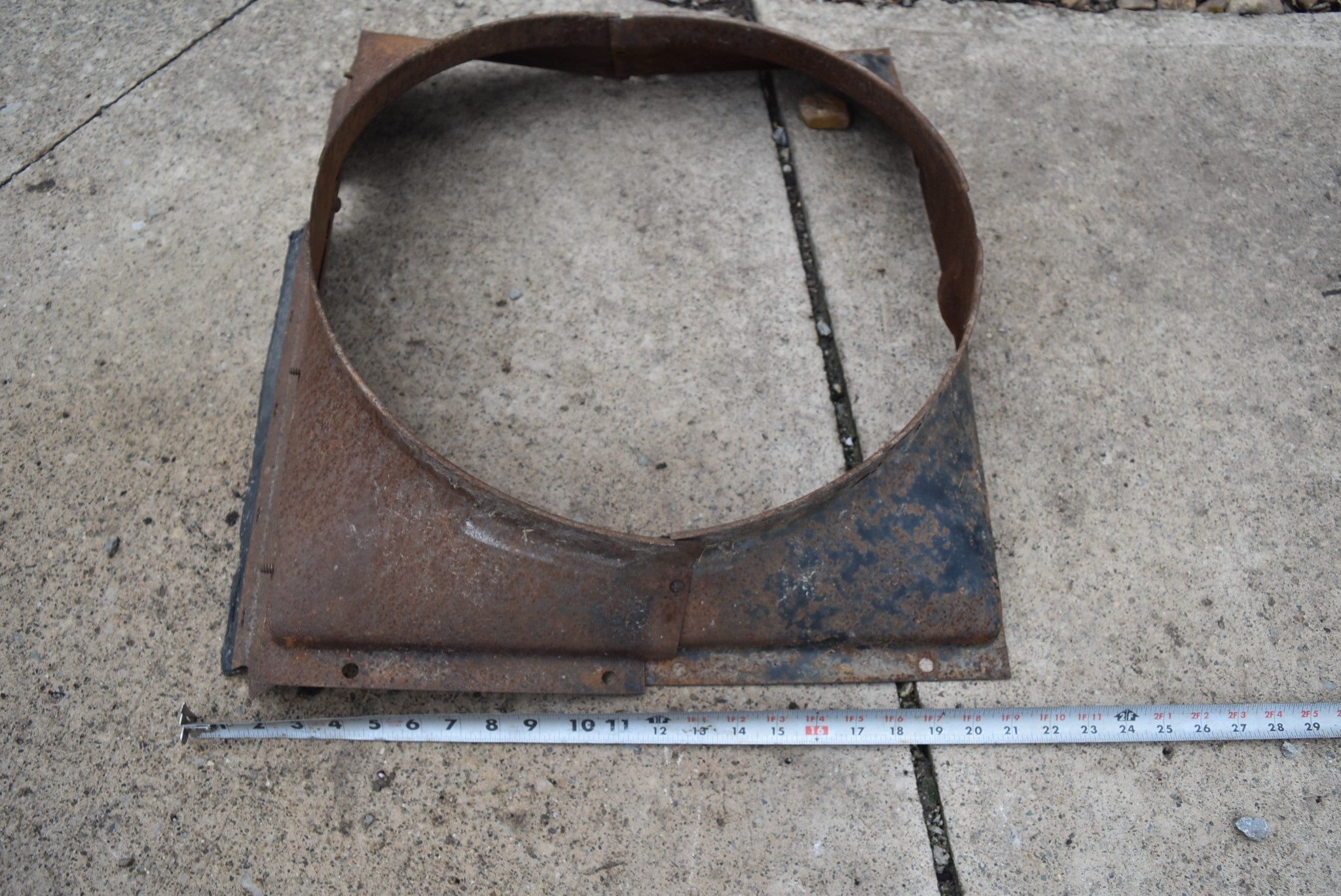 1958 CADILLAC RADIATOR FAN SHROUD METAL A/C AIR CONDITION SURROUND 58 ...